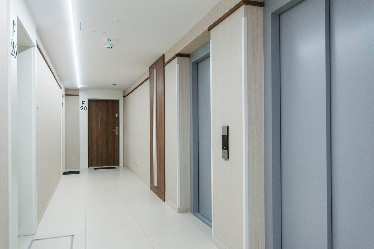 Stylish Apartment Oldtown Riverview Balcony Gdansk Exterior photo